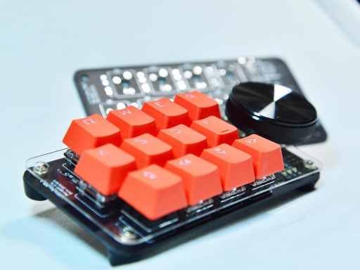Mini 身材 Arduino 机器键盘设计（原理图、主要代码）